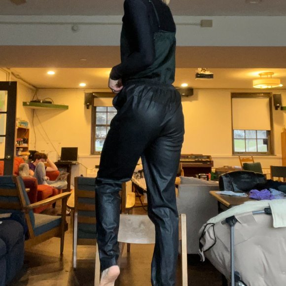 Black Leather Pants With Elastic Waist Size Medium Max Studio - Picture 3 of 5